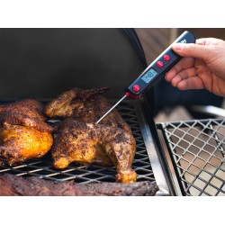 Char-Griller Grelhador & Defumador Competition Pro 