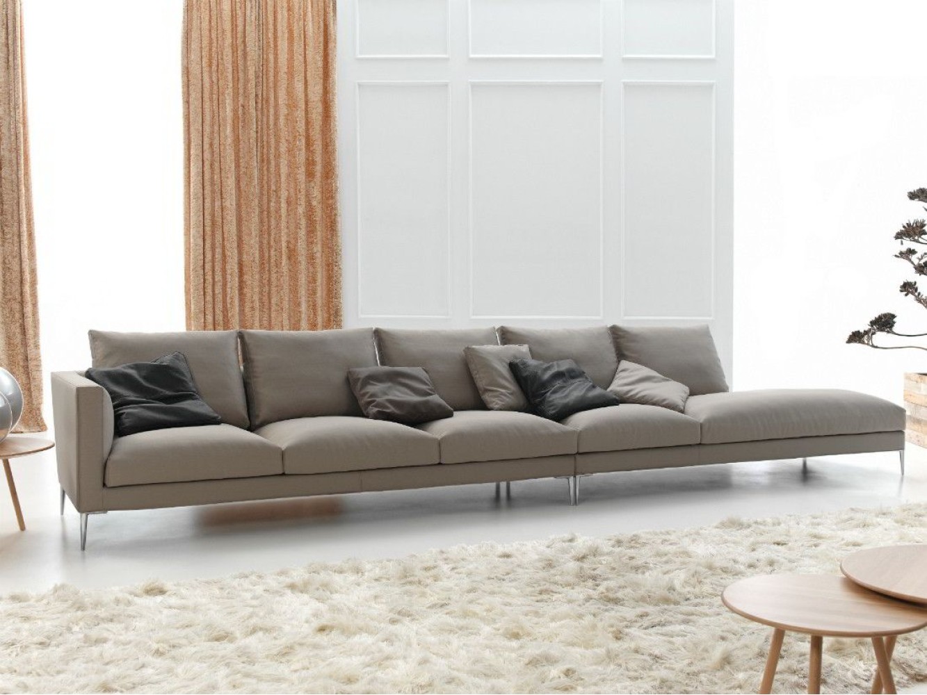 Slim Sofa 2s