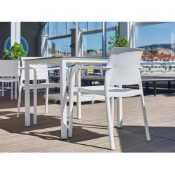 Chaise Dock