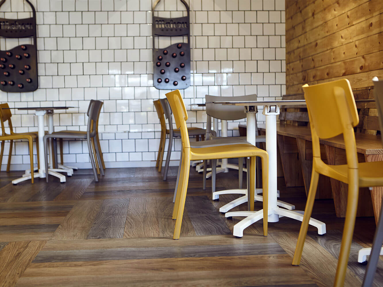 Kos Table