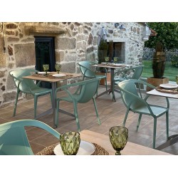 Quatro Fix Table