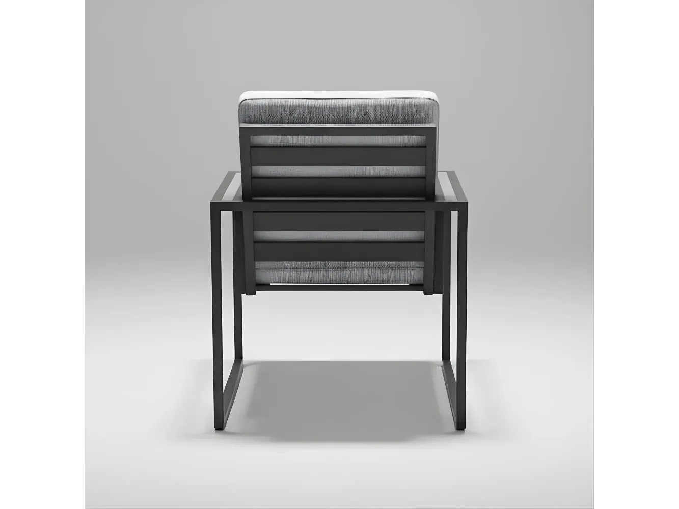 Llaker-30 Dining Armchair