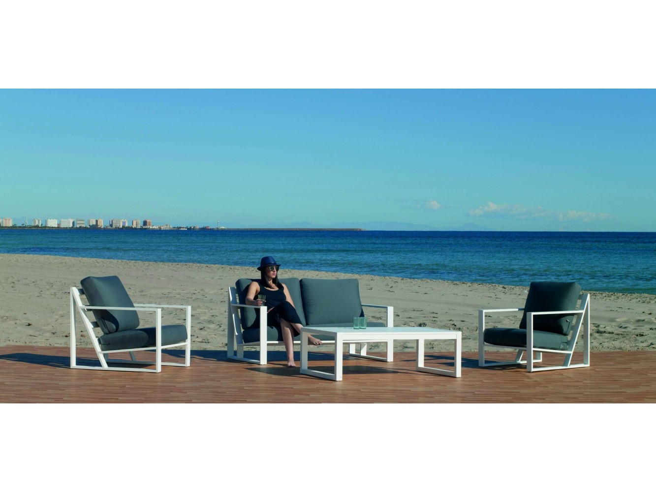 Aleli 7 2-Seater Sofa Set