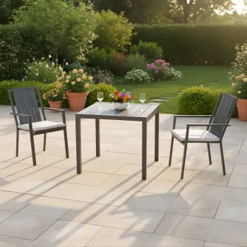 Naloa 90 Dining Table