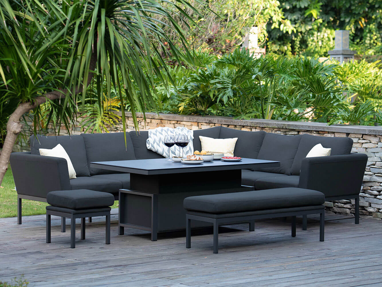Conjunto de Jantar de Canto com Mesa Elevatória Argenta